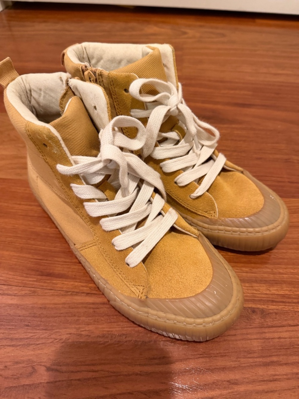 ZARA High-Top Sneakers – Size EU 37 US 6.5